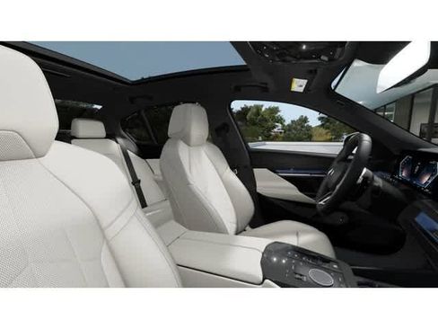 New 2026 BMW 540i xDrive w/ Executive Package AWD/4WD image 9