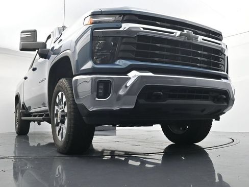 Used 2024 Chevrolet Silverado 2500 LT w/ All Star Edition AWD/4WD image 18