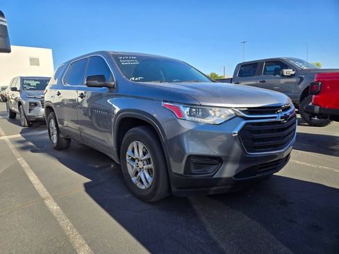 Used 2021 Chevrolet Traverse LS w/ LPO, Floor Liner Package FWD image 1
