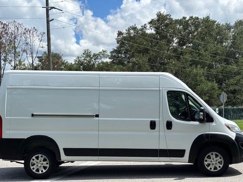 Used 2024 RAM ProMaster 2500 w/ Quick Order Package 22G SLT FWD image 5