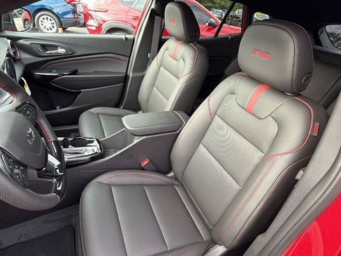 New 2026 Chevrolet Trax RS w/ Driver Confidence Package FWD image 4