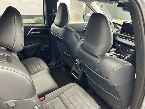 New 2026 Mitsubishi Outlander SE FWD image 52