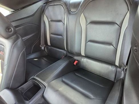 Used 2019 Chevrolet Camaro SS RWD image 13