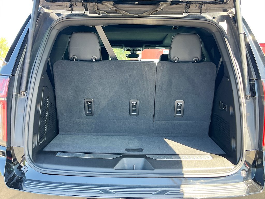 Used 2022 Chevrolet Tahoe High Country RWD image 27