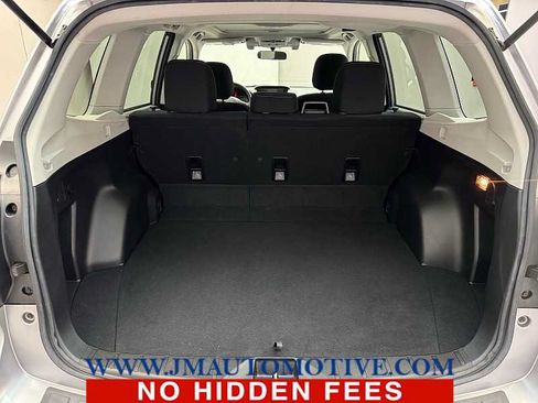 Used 2016 Subaru Forester 2.5i Premium AWD/4WD image 17