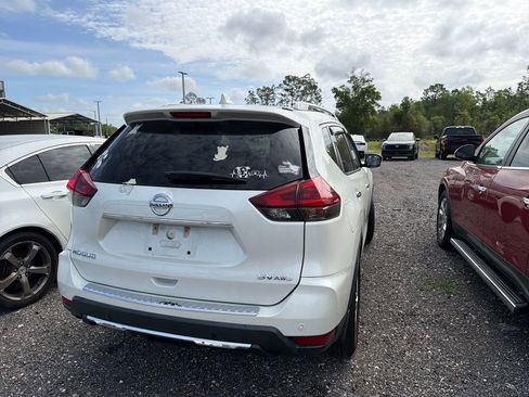 Used 2020 Nissan Rogue SV image 6