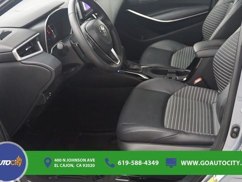 Used 2024 Toyota Corolla XSE FWD image 9