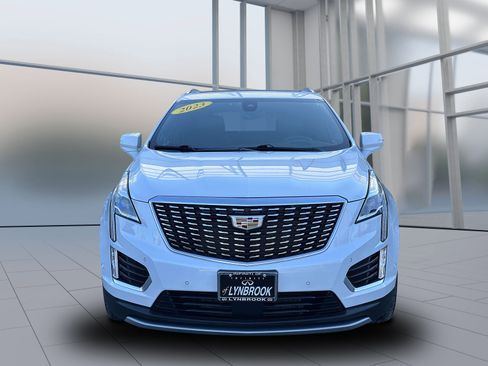 Used 2023 Cadillac XT5 Premium Luxury w/ Technology Package image 2