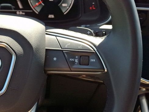 Certified 2022 Audi Q7 3.0T Premium AWD/4WD image 25