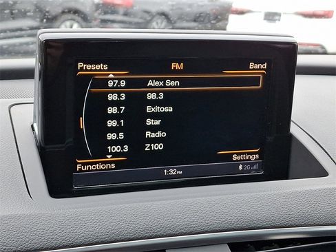 Used 2018 Audi Q3 2.0T Premium Plus w/ Premium Plus Package image 6