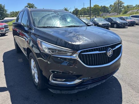 Used 2018 Buick Enclave Premium image 4