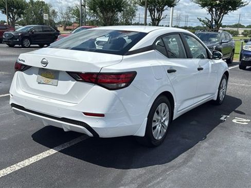 Used 2024 Nissan Sentra S image 7