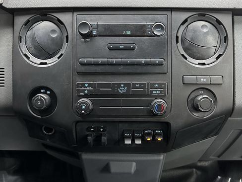 Used 2015 Ford F350 XL image 25