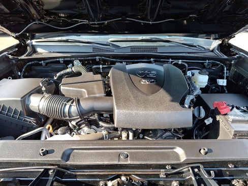 Certified 2023 Toyota Tacoma TRD Sport image 26