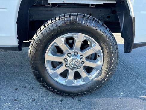 Used 2020 RAM 2500 Big Horn w/ Level 1 Equipment Group image 10