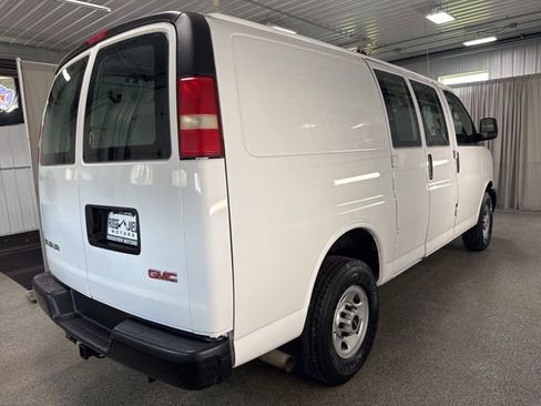 Used 2009 GMC Savana 2500 image 4