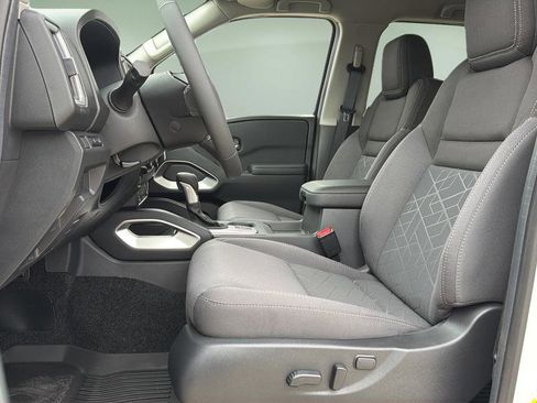 New 2026 Nissan Frontier SV w/ All-Weather Content Package AWD/4WD image 22