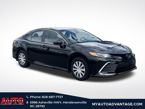 Used 2024 Toyota Camry LE FWD image 1