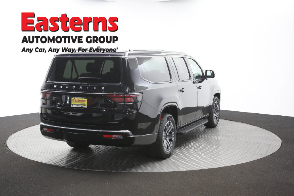 Used 2024 Jeep Wagoneer L Series II RWD image 49