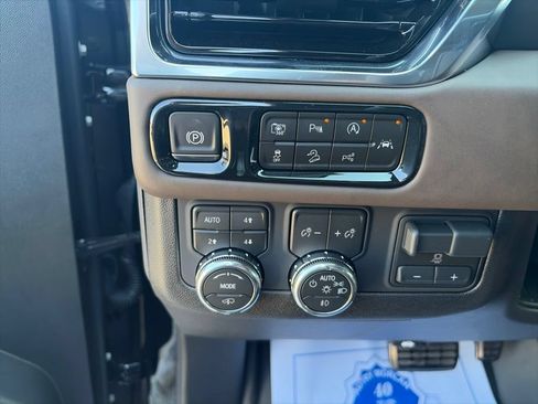 New 2026 GMC Yukon XL Denali Ultimate AWD/4WD image 22
