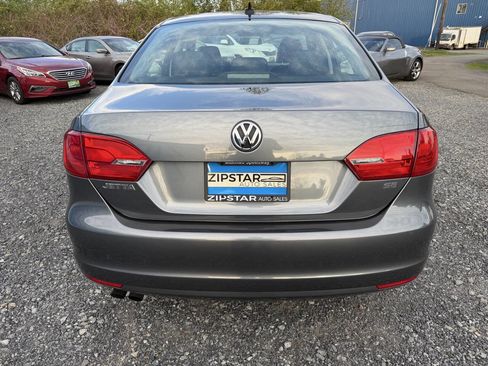 Used 2014 Volkswagen Jetta SE FWD image 5