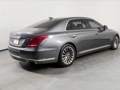 Used 2017 Genesis G90 5.0 Ultimate RWD image 8