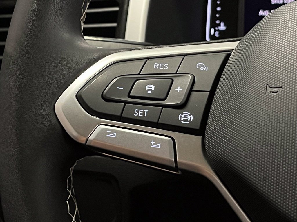 Used 2023 Volkswagen Atlas Cross Sport SE w/ Panoramic Sunroof Package AWD/4WD image 27