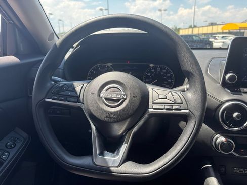 Used 2025 Nissan Sentra SV FWD image 24