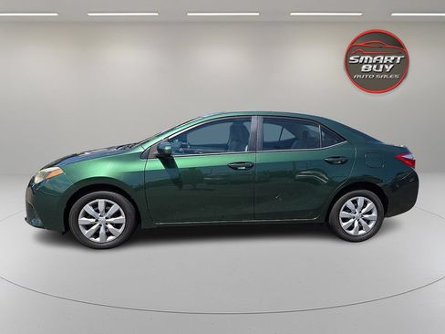 Used 2015 Toyota Corolla LE FWD image 8