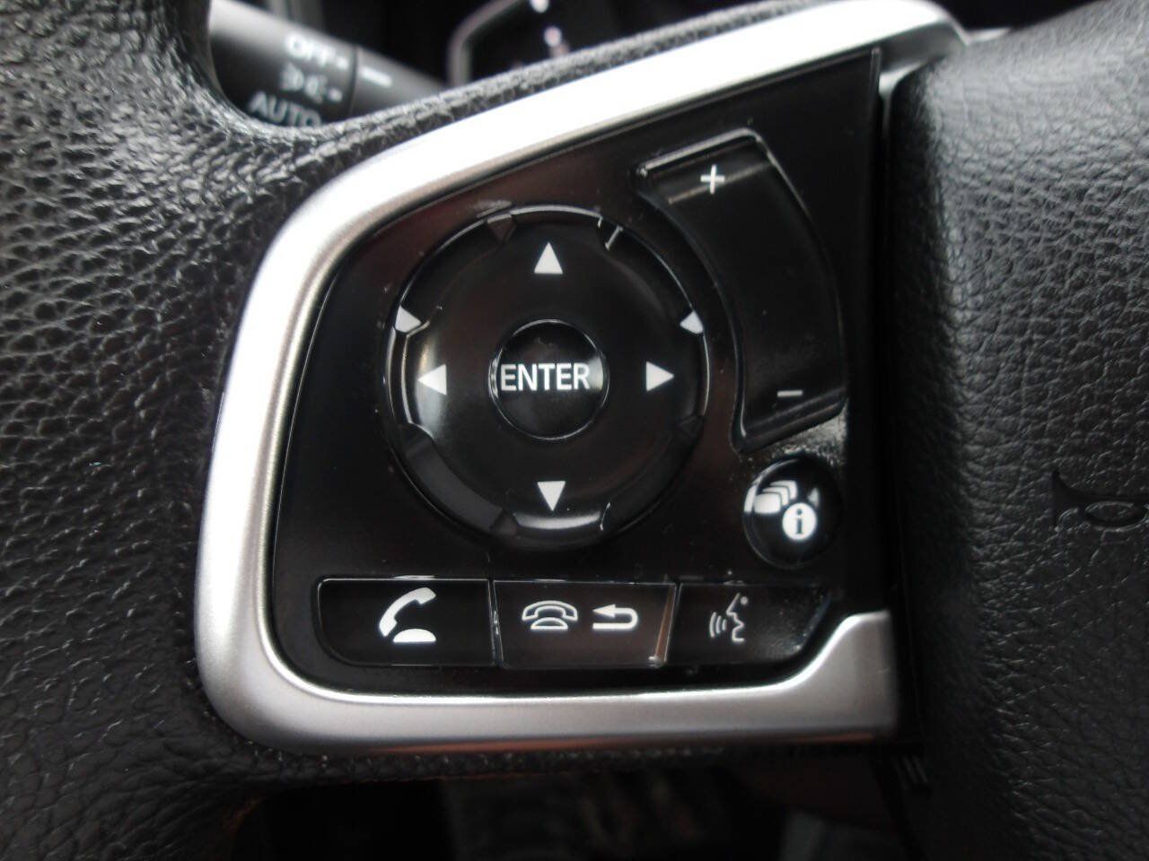 Used 2020 Honda CR-V LX image 17