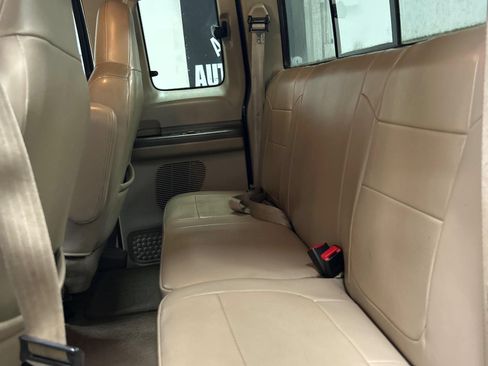 Used 2001 Ford F250 Lariat AWD/4WD image 8