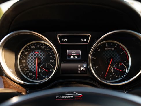 Used 2018 Mercedes-Benz GLE 43 AMG 4MATIC w/ Parking Assist Package image 30