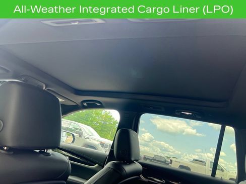 Used 2024 Cadillac XT6 Premium Luxury w/ LPO, Floor Liner Package AWD/4WD image 37