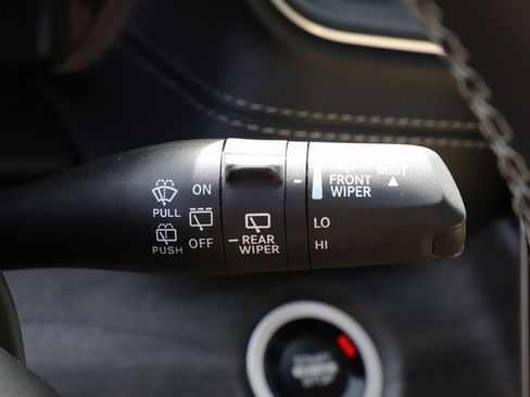 New 2025 Jeep Grand Cherokee Limited image 34