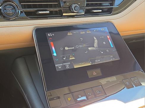 Used 2025 INFINITI QX80 Sensory image 28