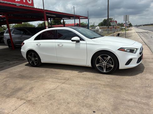 Used 2019 Mercedes-Benz A 220 image 6