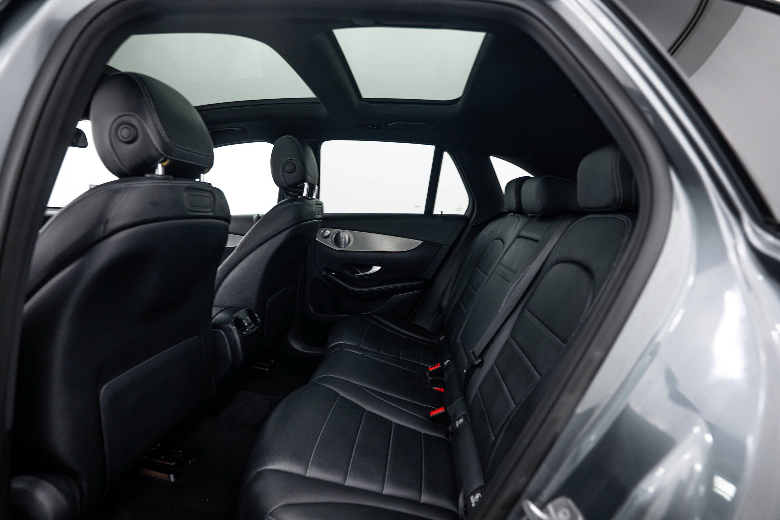 Used 2019 Mercedes-Benz GLC 300 4MATIC image 17