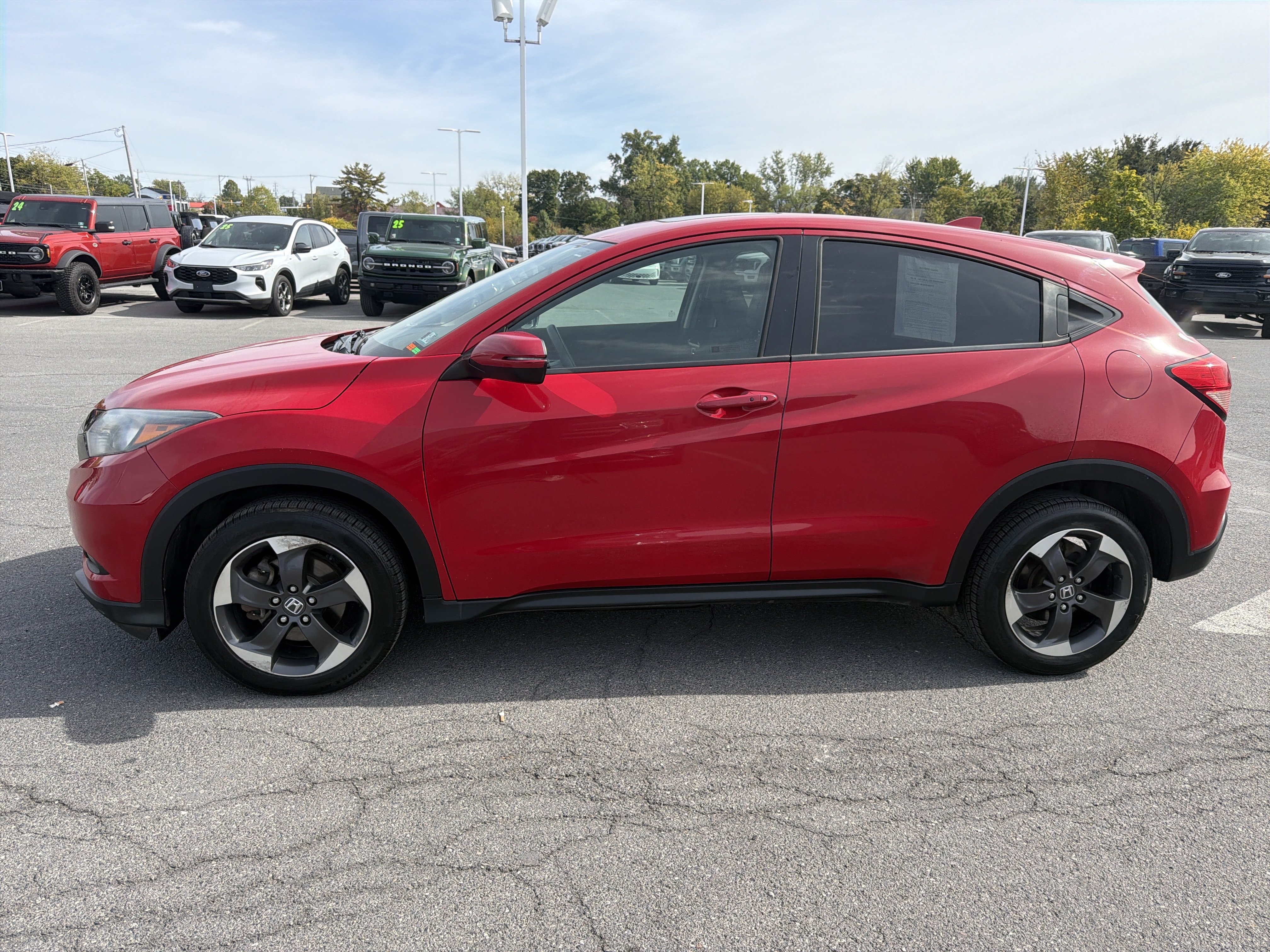 Used 2018 Honda HR-V EX image 7