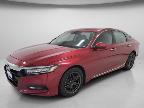Used 2019 Honda Accord Touring image 9