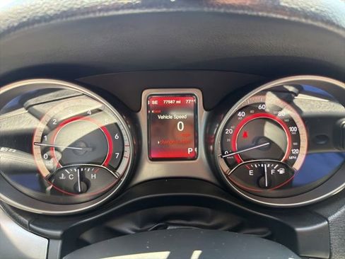 Used 2018 Dodge Journey Crossroad FWD image 9