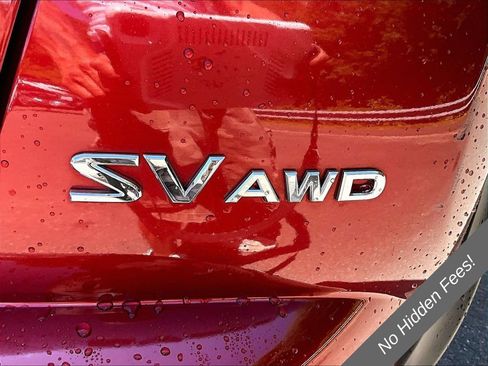 Used 2011 Nissan Juke SV AWD/4WD image 6