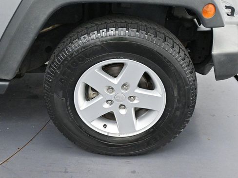Used 2018 Jeep Wrangler Unlimited Sport S AWD/4WD image 28