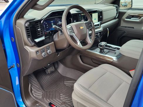 New 2026 Chevrolet Silverado 1500 LT w/ Z71 Off-Road Package image 13