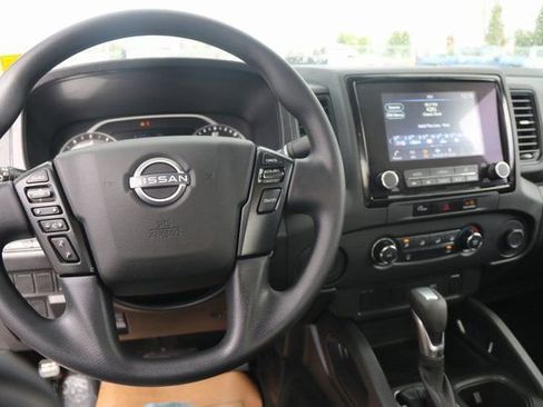 Used 2024 Nissan Frontier S w/ S Utility Package image 15