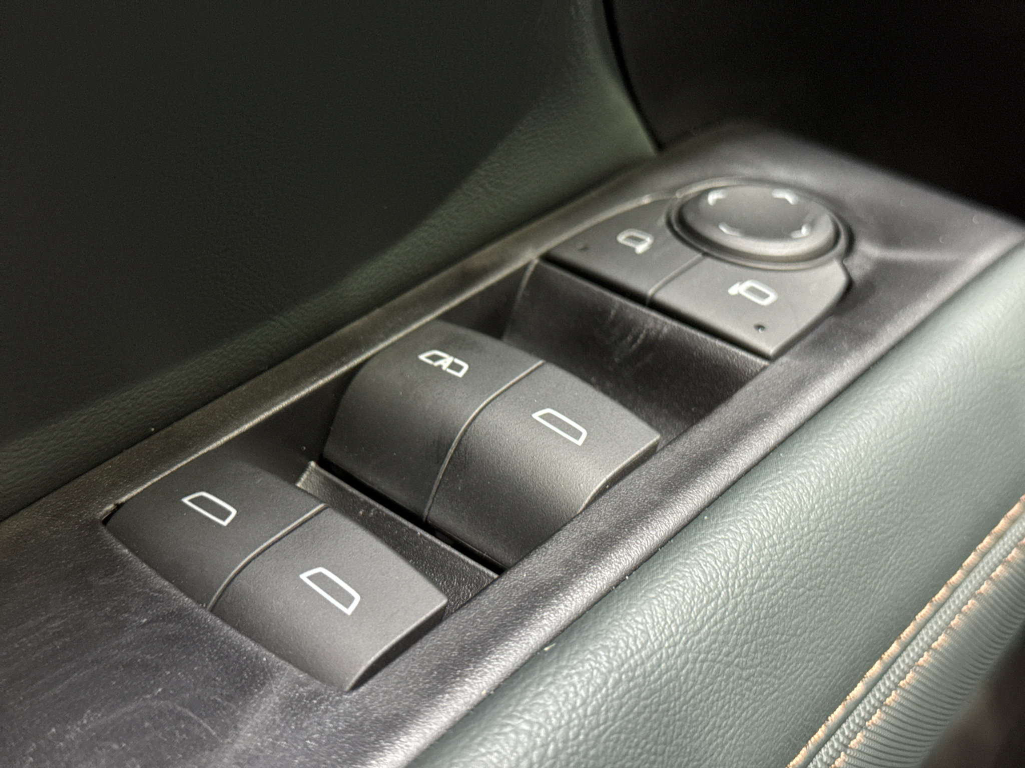 New 2027 GMC Terrain AT4 AWD/4WD image 35