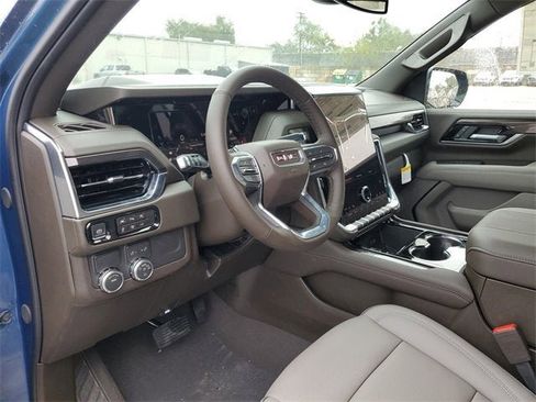 New 2026 GMC Yukon Elevation image 20