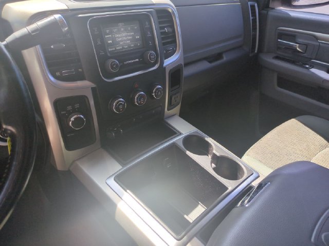 Used 2015 RAM 2500 SLT w/ Luxury Group AWD/4WD image 21