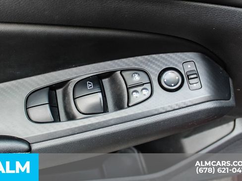 Used 2024 Nissan Altima 2.5 SV FWD image 37