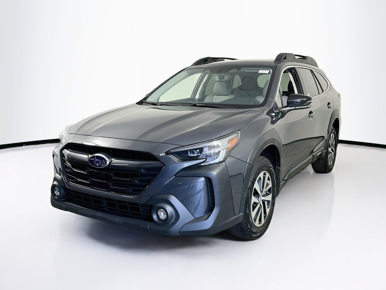 Used 2024 Subaru Outback Premium AWD/4WD image 1