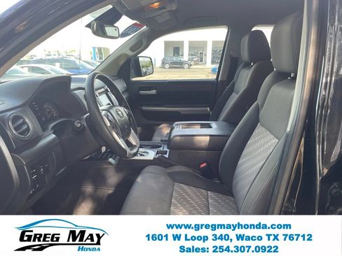 Used 2018 Toyota Tundra SR5 w/ SR5 Upgrade Package AWD/4WD image 13